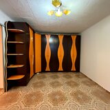 Nicolae Grigorescu, 5-7 minute metrou, bloc 1984